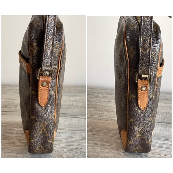 AUTHENTIC LOUIS VUITTON Brown Monogram Crossbody Bag - Picture 8 of 16